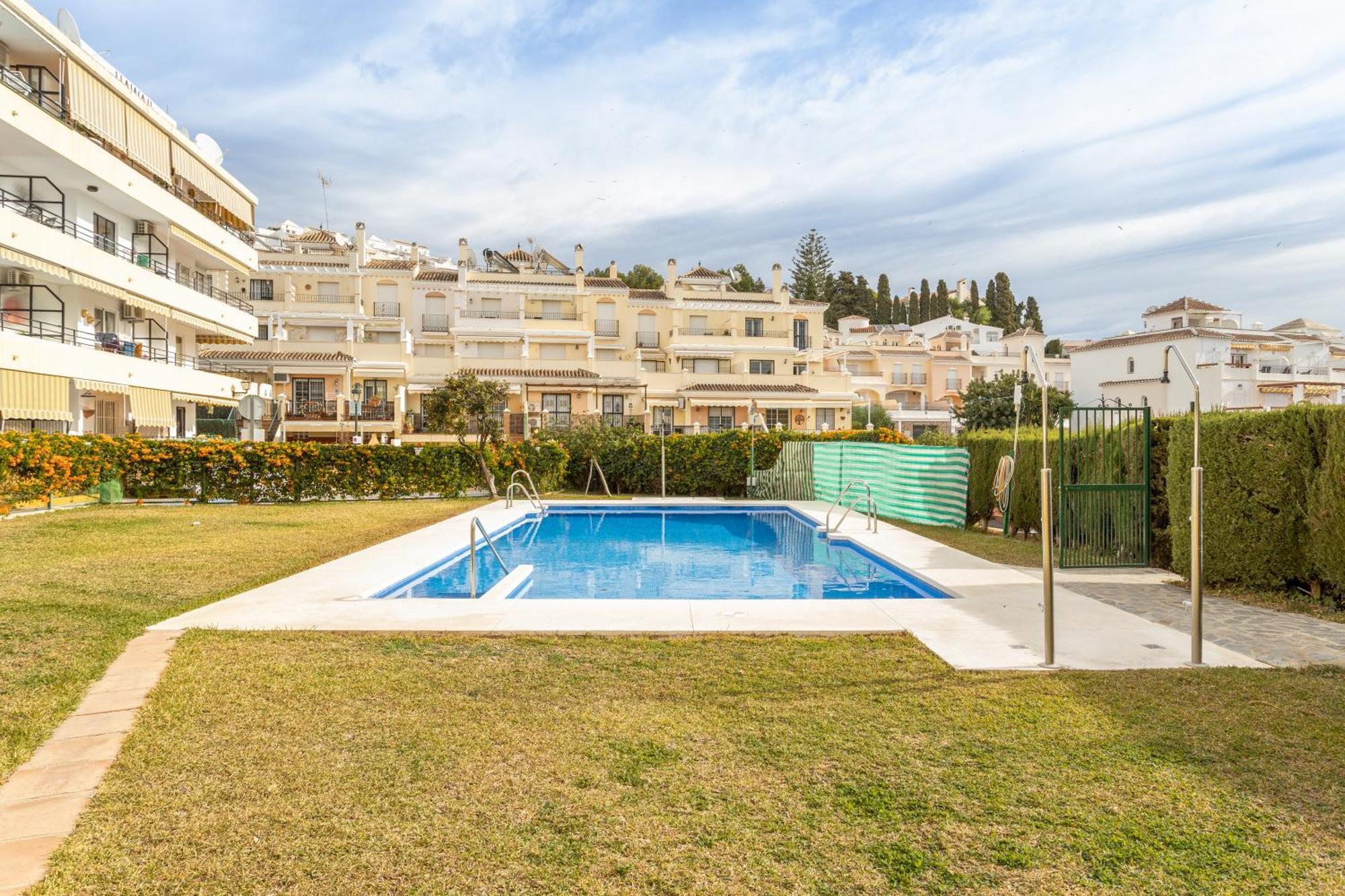 Bright And Spacious 2 Bed Apt Nerja Exteriér fotografie