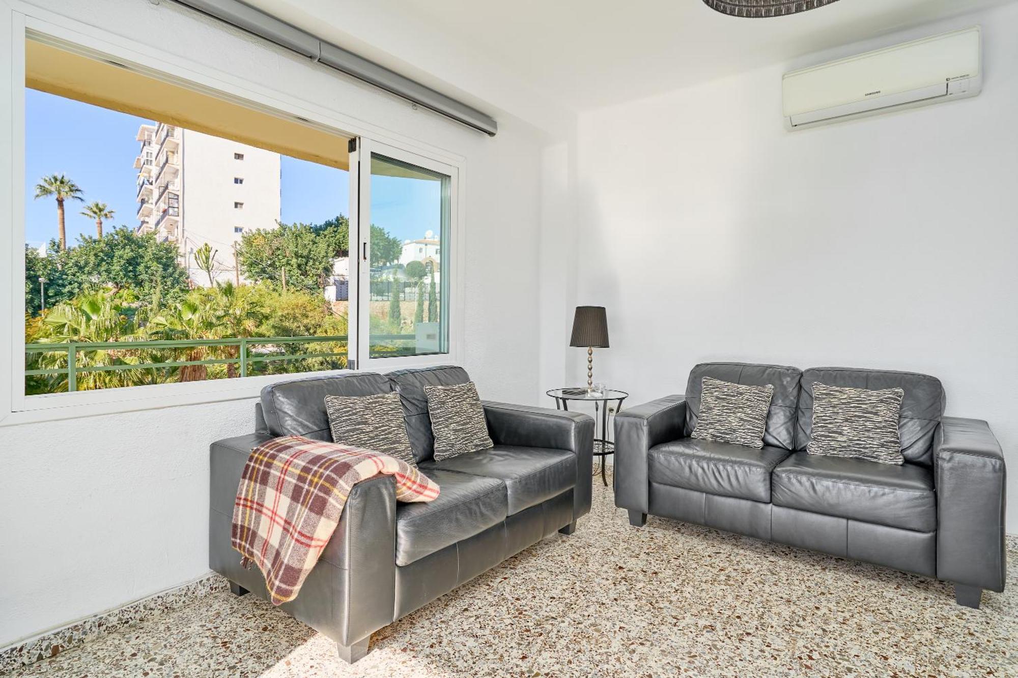 Bright And Spacious 2 Bed Apt Nerja Exteriér fotografie